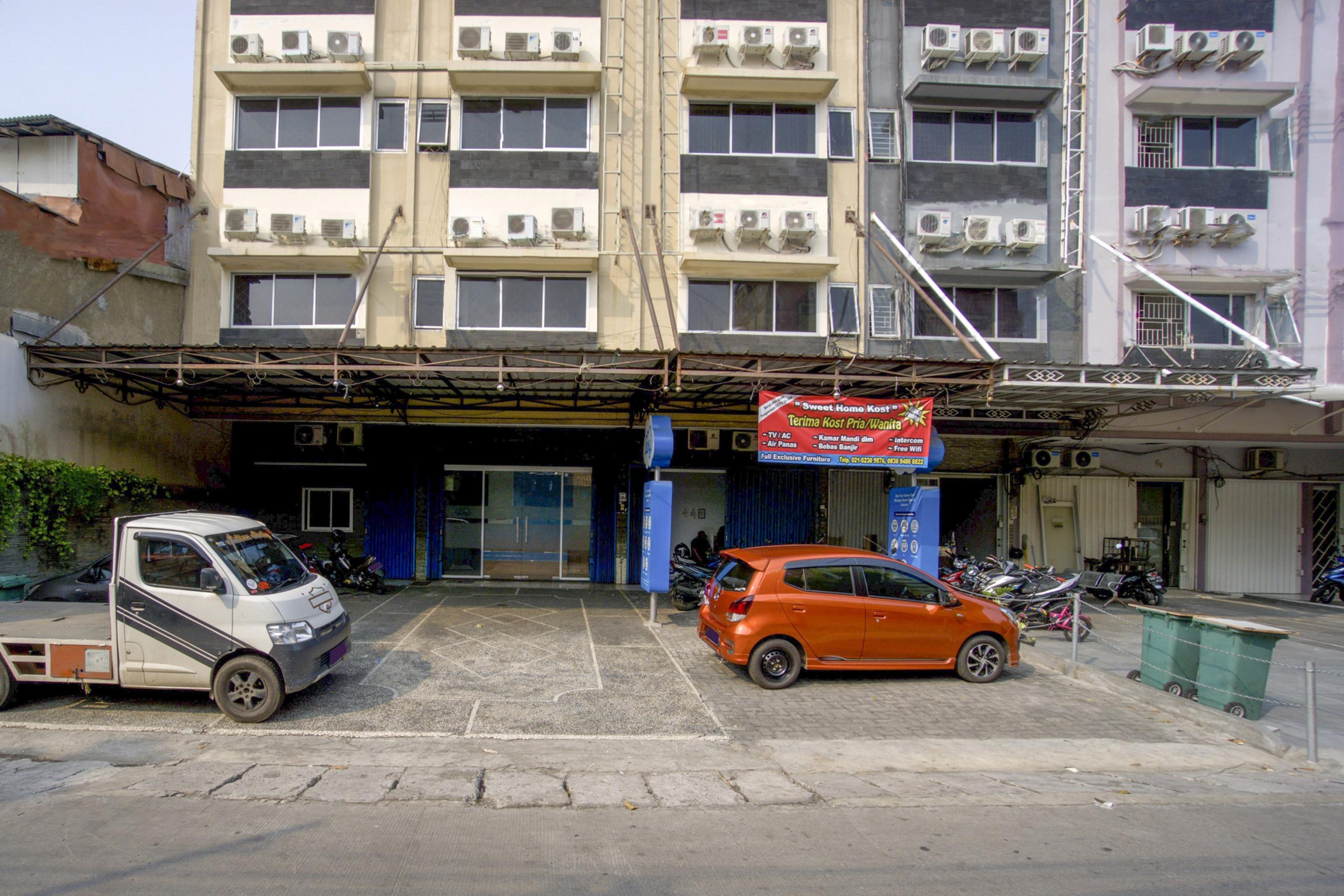 Hotel Oyo 3754 Prosperity Mansion Jakarta Exteriér fotografie
